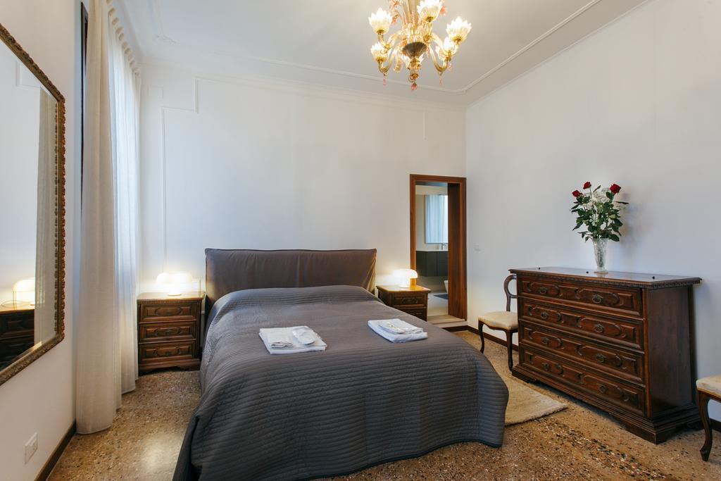 Residenza Dei Dogi Apartman Velence Kültér fotó
